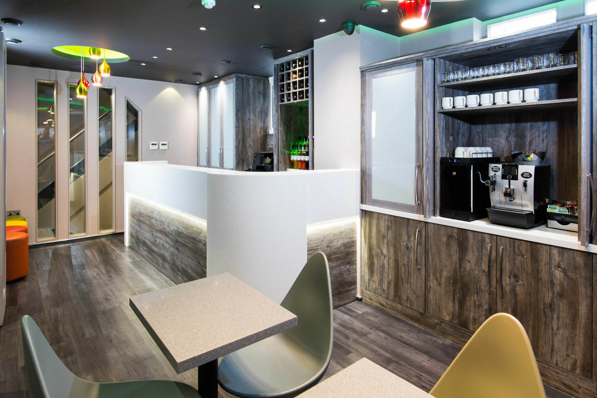 London Court Hotel المظهر الخارجي الصورة